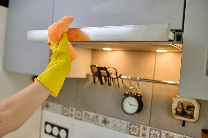 why kitchen walls become greasy.webp